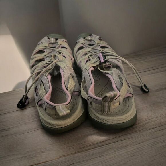 ✨KEEN WOMEN'S WHISPER SZ 9.5 SANDALS✨ - Picture 4 of 10